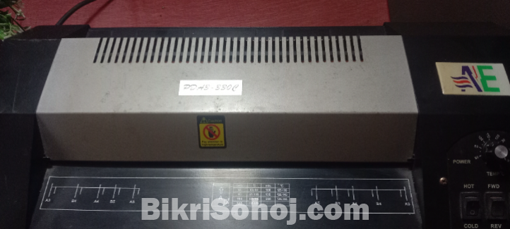 লেমিনেটিং মেশিন